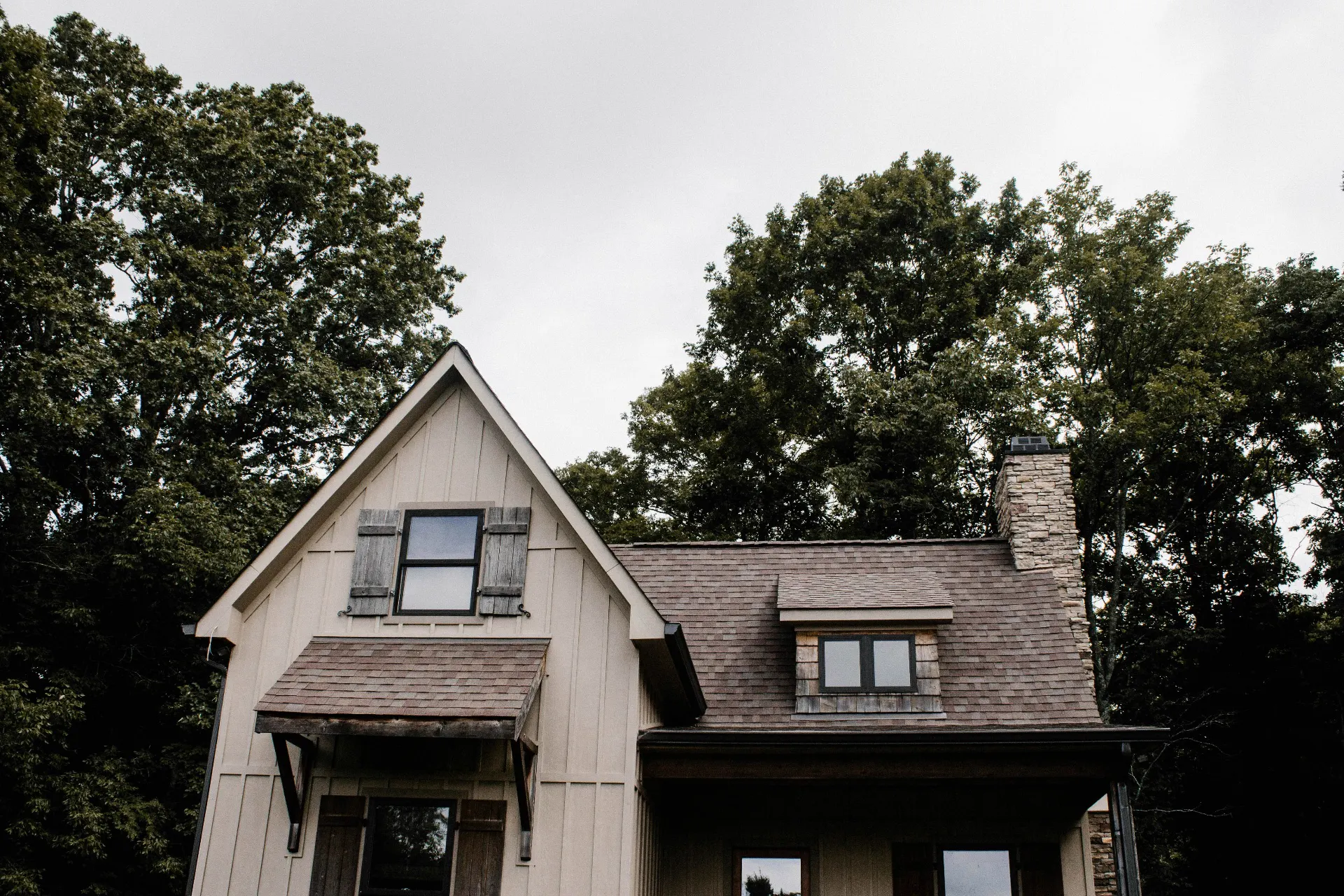 Roofing services in Nolensville, Tennessee
